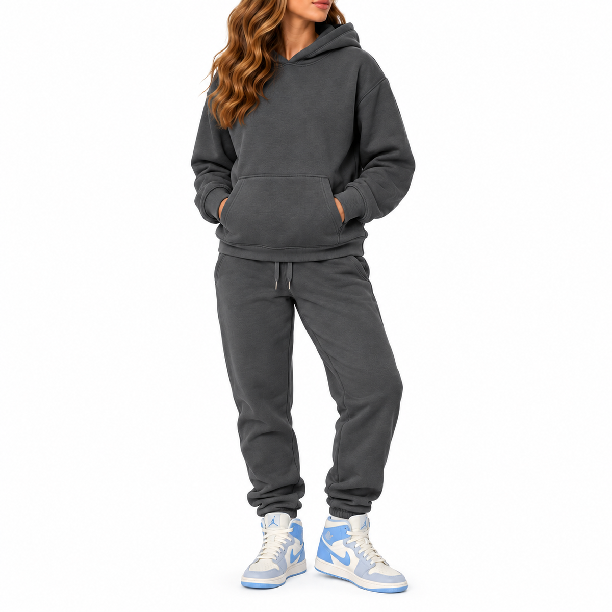Women's Heavyweight Soft Fleece Cotton Blend Pullover Hoodie & Sweatpants Set in Dark Grey
